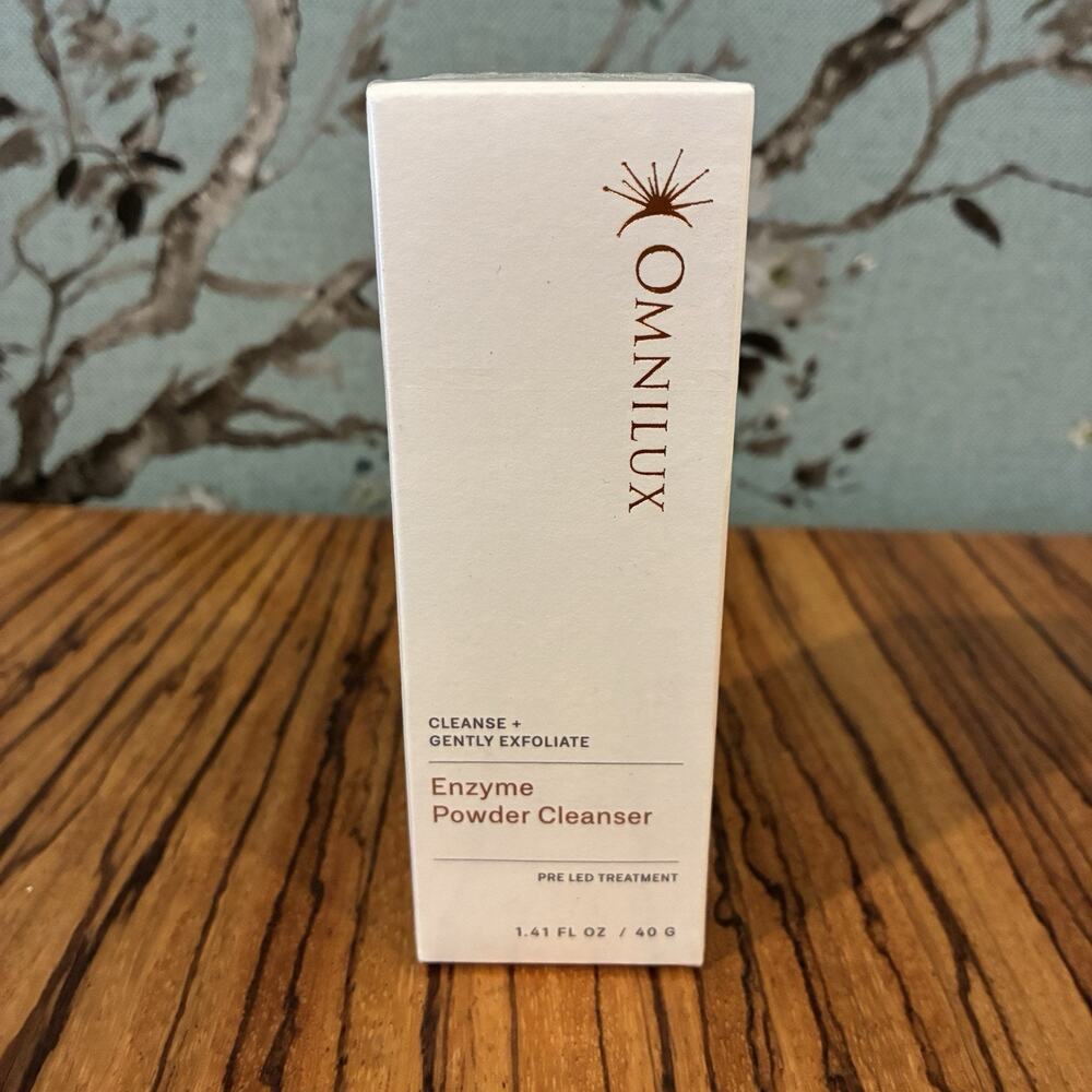 Omnilux Enzyme Powder Cleanser Cleanse + Exfoliate Pre LED Treatment 40g
